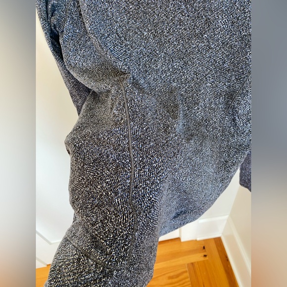 Lululemon Long Sleeve Sweater Size 10 Blue - Picture 3 of 11